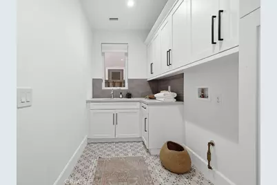 2360 Orange Avenue, Costa Mesa, CA 92627 - Photo 14