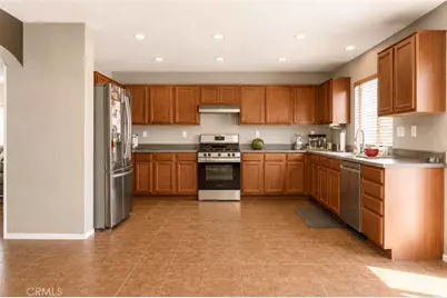 12395 Griffin, Victorville, CA 92395 - Photo 2