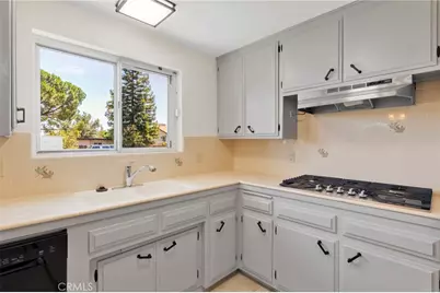 270 E 13th Street, Beaumont, CA 92223 - Photo 8