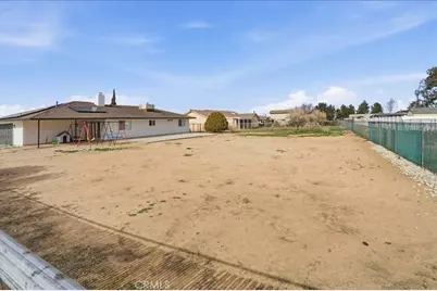 10911 Caribou Avenue, Apple Valley, CA 92308 - Photo 22