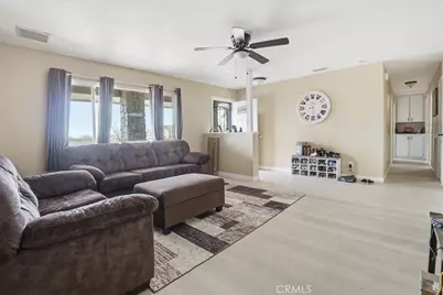 10911 Caribou Avenue, Apple Valley, CA 92308 - Photo 8