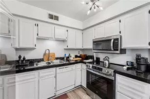 1462 Sunflower Circle, Palm Springs, CA 92262 - Photo 10