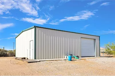 10525 Mono, Phelan, CA 92392 - Photo 52