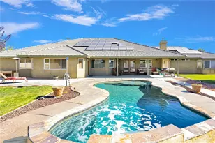 10525 Mono, Phelan, CA 92392 - Photo 1