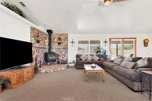 10525 Mono, Phelan, CA 92392 - Photo 12