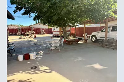 16353 Pine Street, Hesperia, CA 92345 - Photo 18