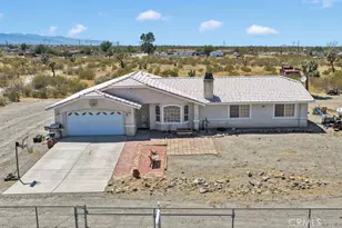 13014 Riggins Rd, Phelan, CA 92371 - Photo 14
