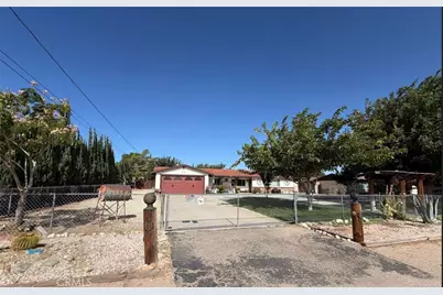 9906 Lincoln Avenue, Hesperia, CA 92345 - Photo 4