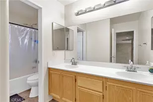 12973 Newport, Hesperia, CA 92344 - Photo 32