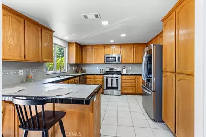 8039 Sherborn Avenue, Hesperia, CA 92345 - Photo 14