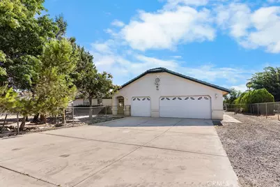 8039 Sherborn Avenue, Hesperia, CA 92345 - Photo 4