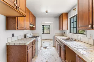 31707 Furst St, Lucerne Valley, CA 92356 - Photo 4