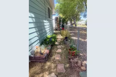 13393 Mariposa Rd, #89, Victorville, CA 92395 - Photo 10
