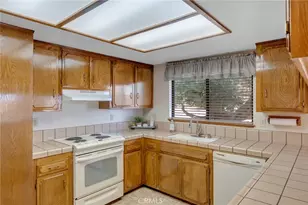 17239 Candlewood, Apple Valley, CA 92307 - Photo 14