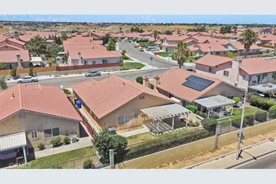 13455 Lakeside Drive, Victorville, CA 92395 - Photo 48