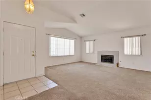 13455 Lakeside Dr, Victorville, CA 92395 - Photo 10