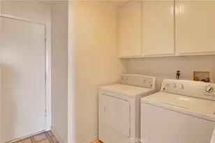 13455 Lakeside Dr, Victorville, CA 92395 - Photo 20