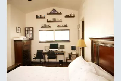 18090 Mariner Drive, Victor Valley, CA 92395 - Photo 8