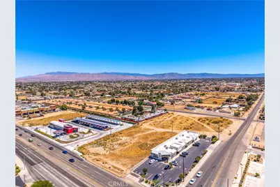 15335 Bear Valley, Hesperia, CA 92345 - Photo 20