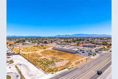 15335 Bear Valley, Hesperia, CA 92345 - Photo 12