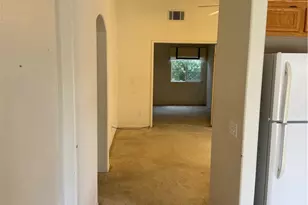 14699 Queen Valley, Victorville, CA 92394 - Photo 10