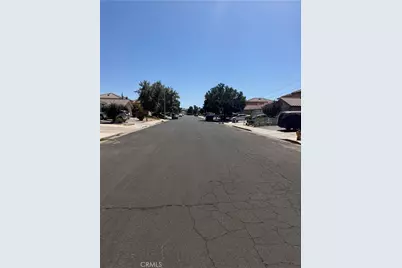 14699 Queen Valley, Victorville, CA 92394 - Photo 8