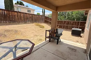 14699 Queen Valley, Victorville, CA 92394 - Photo 18