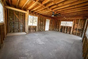 27127 Zuni Rd, Apple Valley, CA 92307 - Photo 12