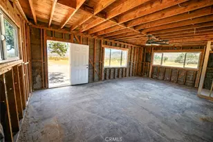 27127 Zuni Rd, Apple Valley, CA 92307 - Photo 10
