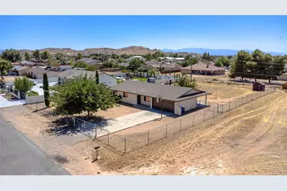 15576 Ute Road, Apple Valley, CA 92307 - Photo 26