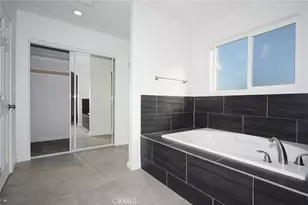 17796 Valencia St, Hesperia, CA 92345 - Photo 14
