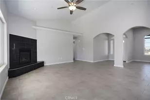 17796 Valencia St, Hesperia, CA 92345 - Photo 4