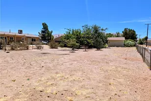 10790 Jamul Rd, Apple Valley, CA 92308 - Photo 30