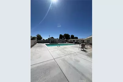 14411 Palmdale Road #6, Victorville, CA 92392 - Photo 38