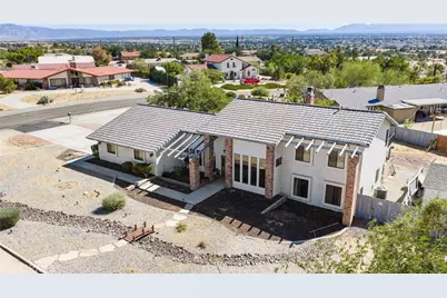 19403 Oneida Court, Apple Valley, CA 92307 - Photo 4