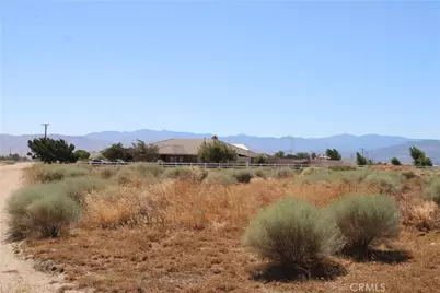13464 Fir, Oak Hills, CA 92344 - Photo 8