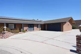 1041 Antelope Ln, Barstow, CA 92311 - Photo 2