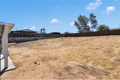 17889 Sycamore, Hesperia, CA 92345 - Photo 46