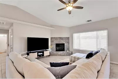 17889 Sycamore, Hesperia, CA 92345 - Photo 2