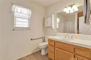 14570 Gayhead, Apple Valley, CA 92307 - Photo 32