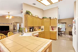14570 Gayhead, Apple Valley, CA 92307 - Photo 8
