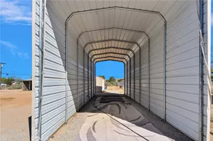 14570 Gayhead, Apple Valley, CA 92307 - Photo 40