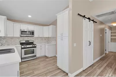 14598 Hidden Canyon Lane, Victorville, CA 92394 - Photo 10