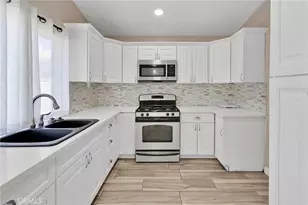 14598 Hidden Canyon Ln, Victorville, CA 92394 - Photo 12