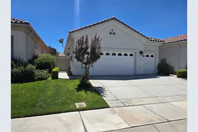 19371 Galloping Hill Road, Apple Valley, CA 92308 - Photo 2