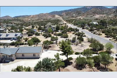 9425 Mountain, Pinon Hills, CA 92372 - Photo 8