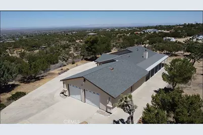 9425 Mountain, Pinon Hills, CA 92372 - Photo 6