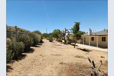 9425 Mountain, Pinon Hills, CA 92372 - Photo 40
