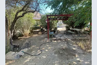 24335 Chuckawalla Road, Apple Valley, CA 92307 - Photo 6
