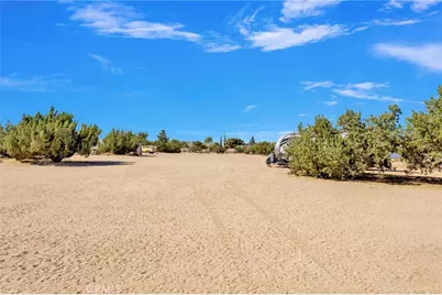 14732 Olive Street, Hesperia, CA 92345 - Photo 50